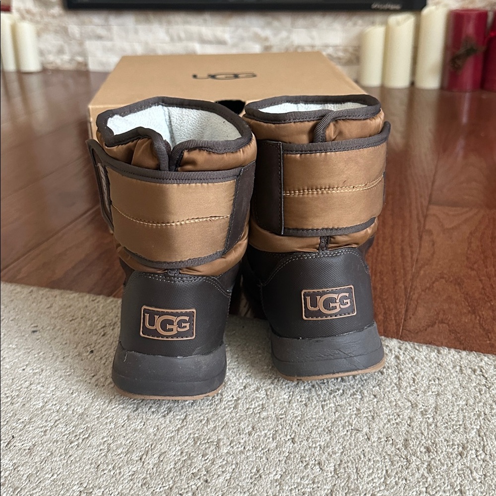 UGG Kids Toty Weather Boots - Picture 4 of 8